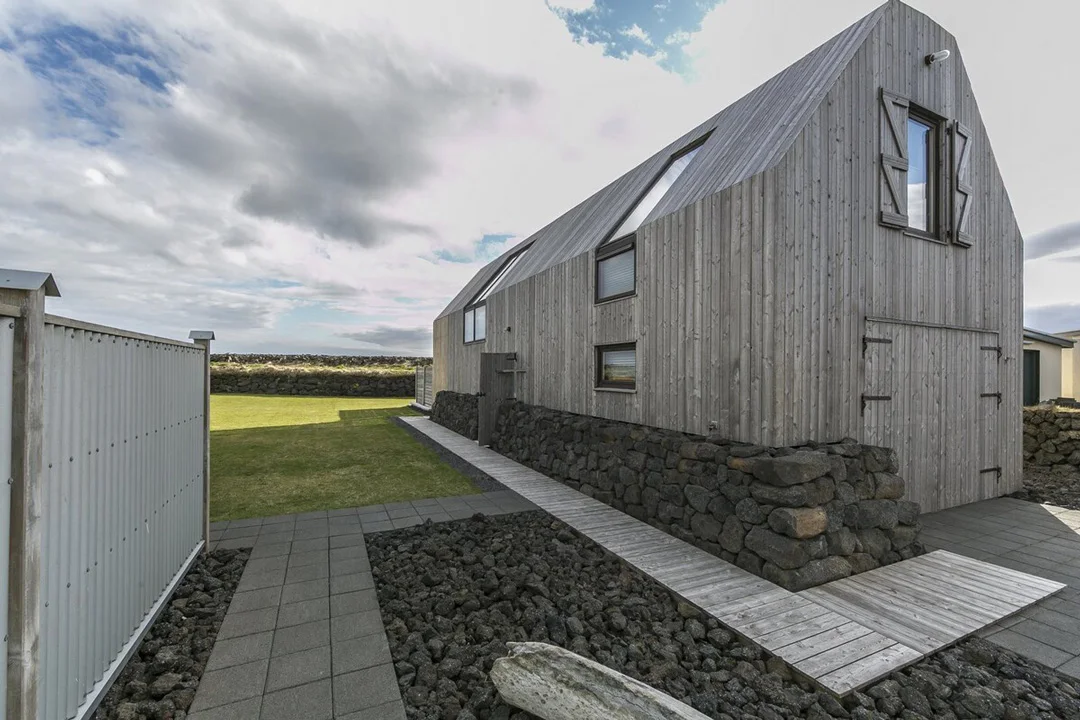 barn-house-by-the-sea-stokkseyri-iceland