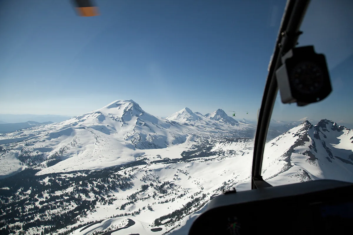 The-Field-Cascade-Heli-14