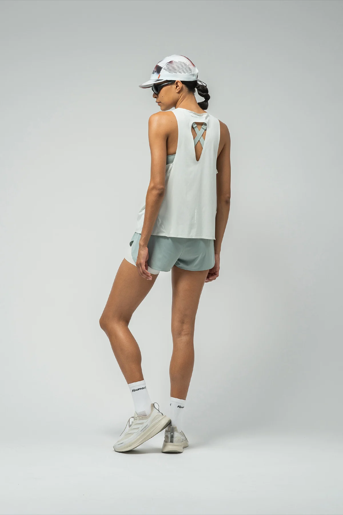 hermanos-koumori-race-singlet-product-vert