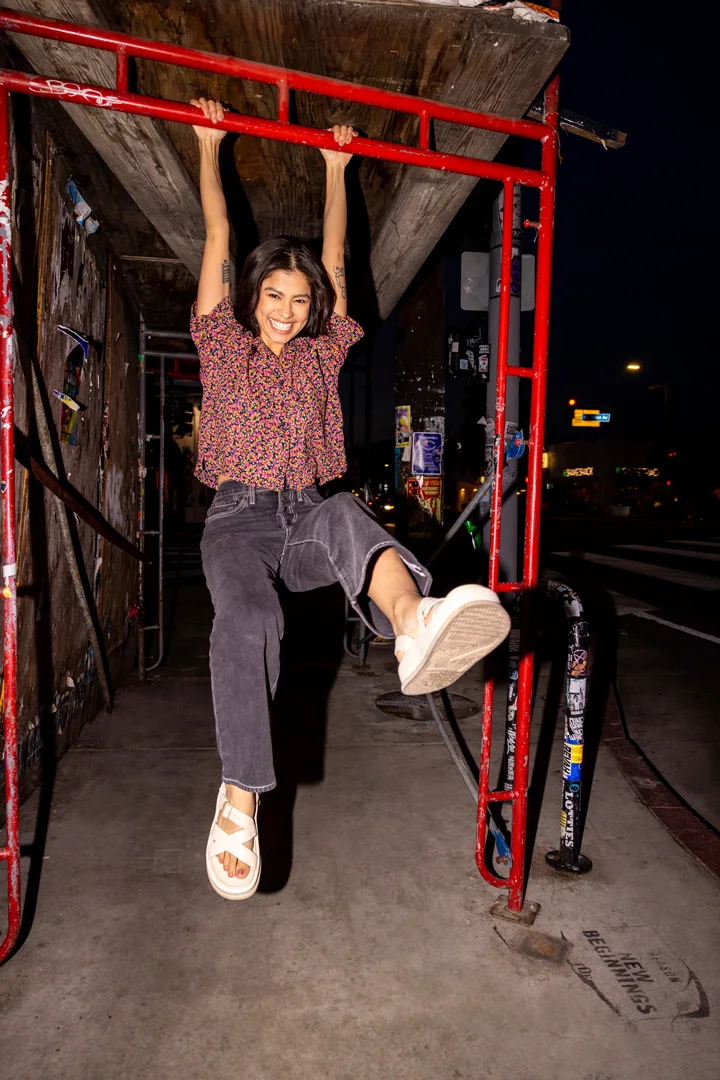 chaco-townes-midform-sandal-angora-lifestyle
