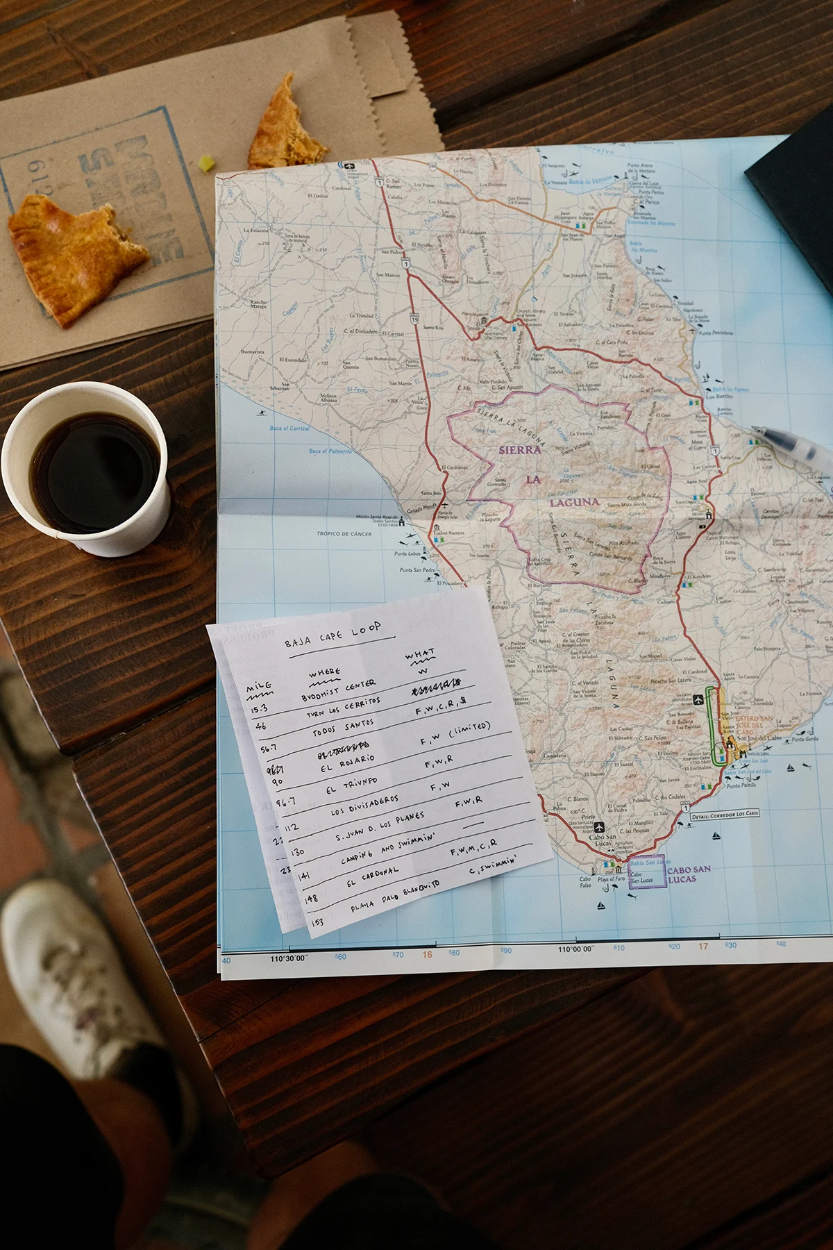 henley-phillips-light-phone-iii-review-baja-map