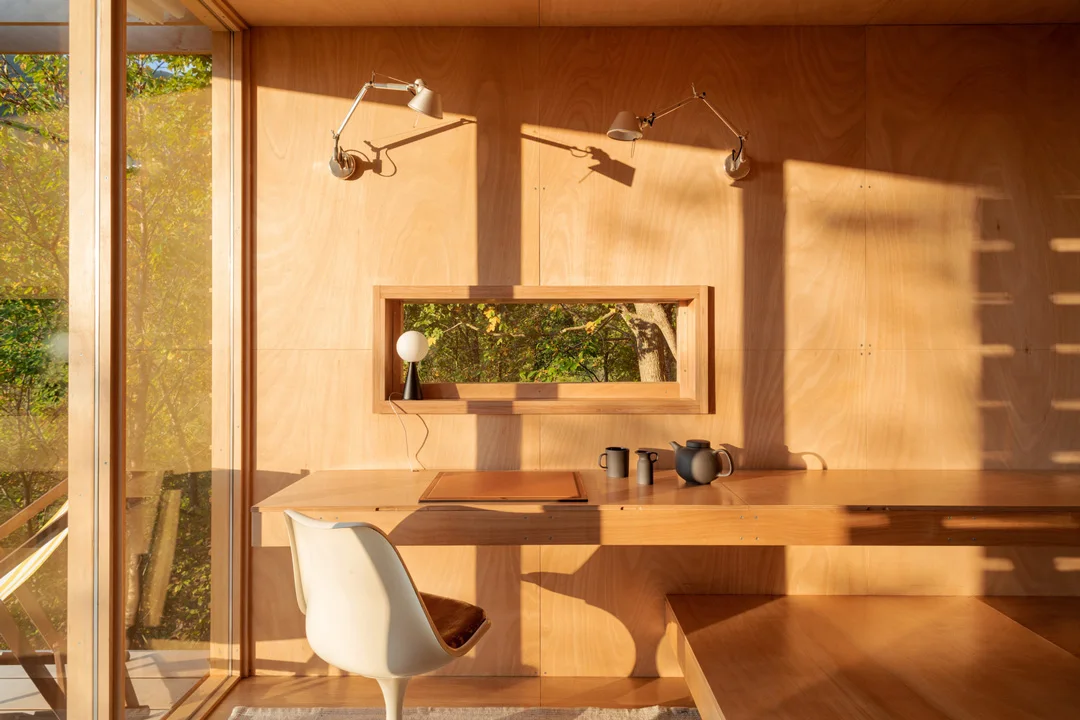 the-hermitage-cabin-italy-llabb-light