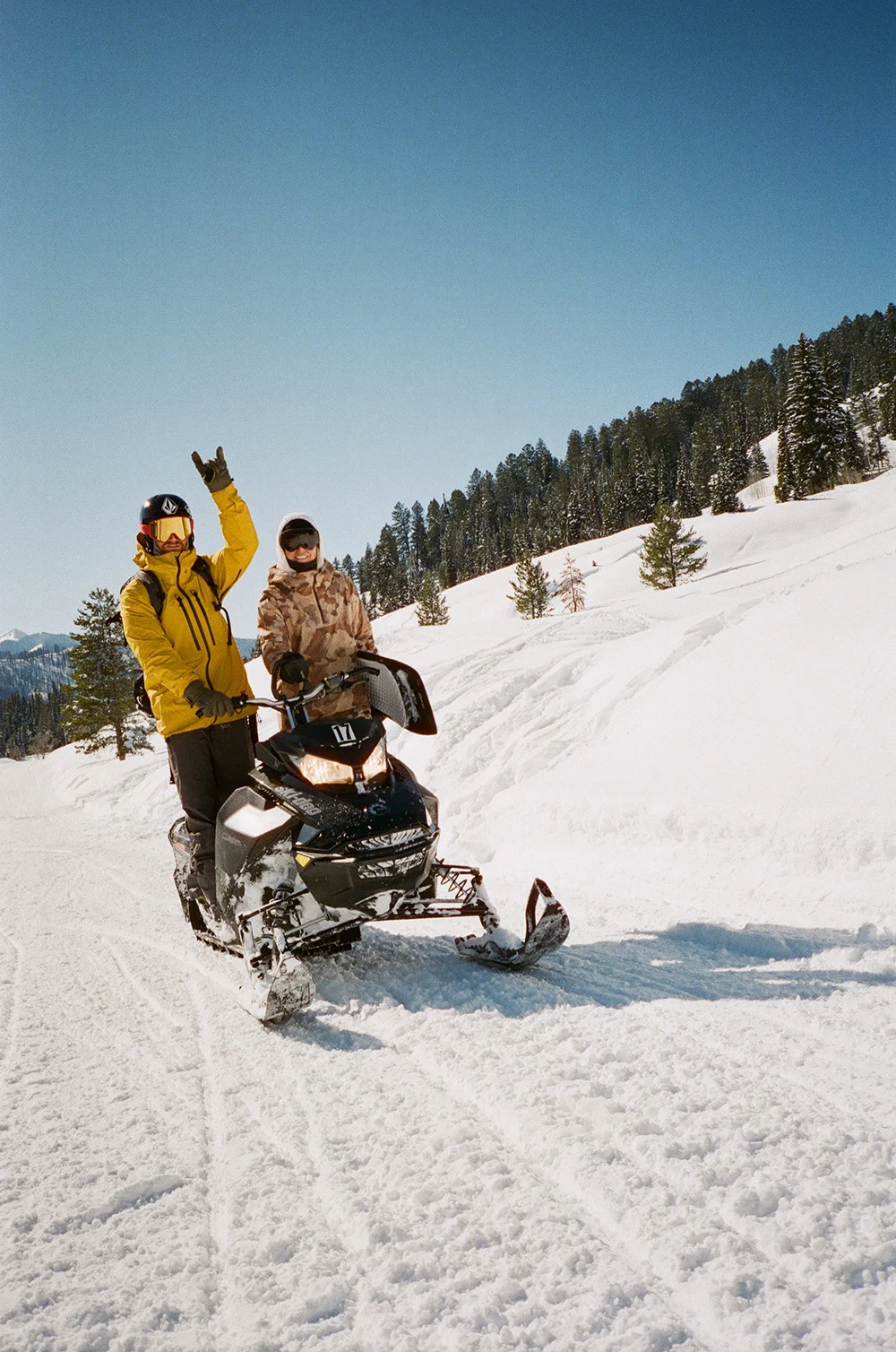 Vans-Snow-Days-Pow-Surf-7