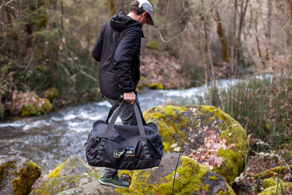 Patagonia Black Hole Duffel Guide: 21 Years Later It Remains the Best |  Field Mag