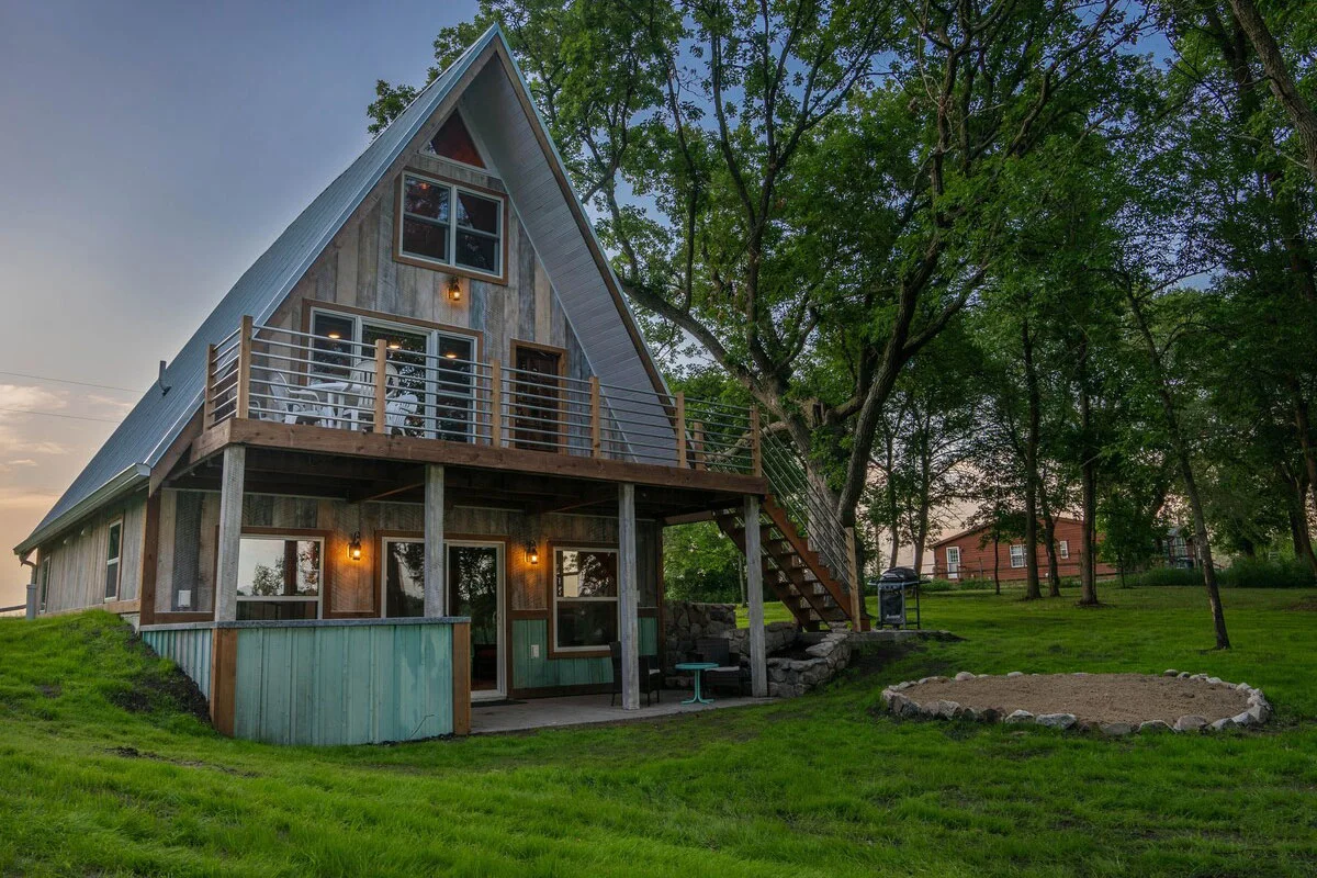 minnesota-cabins-lakefront-a-frame