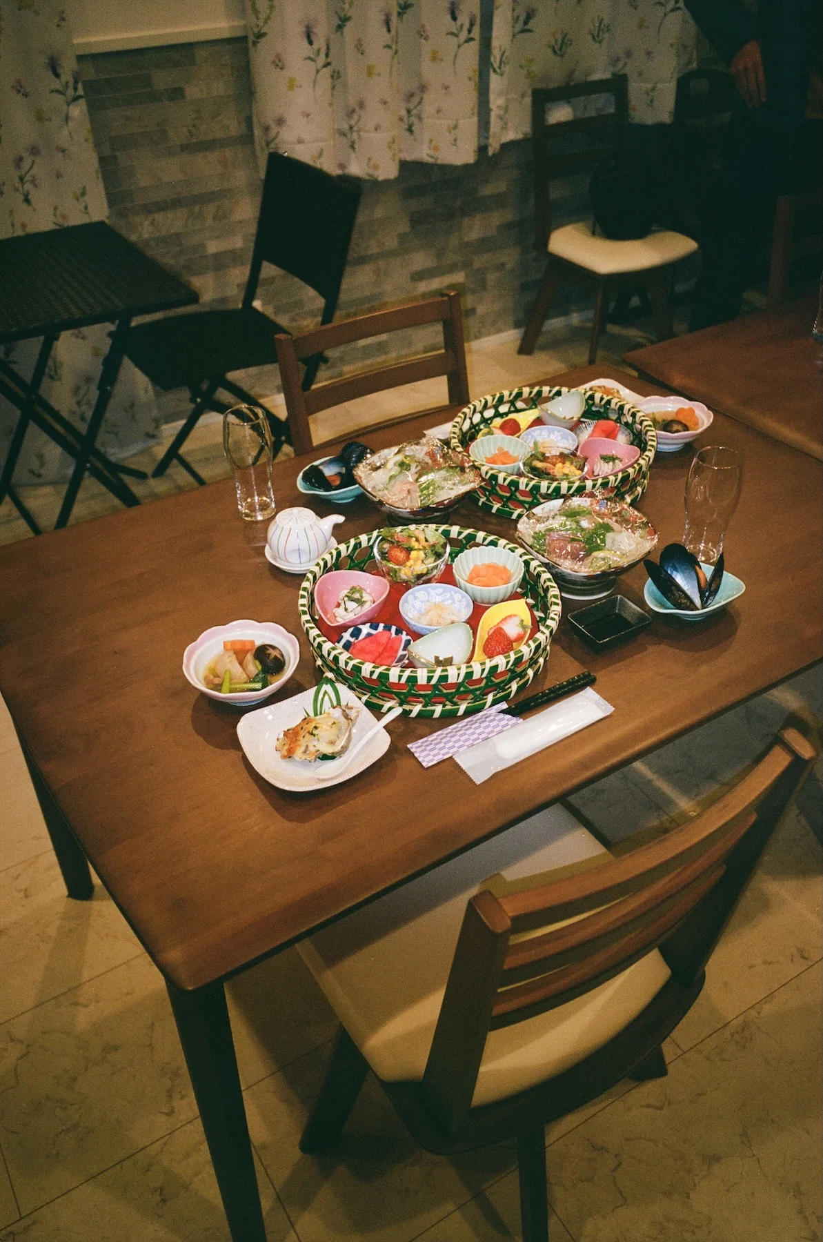Michinoku-Coastal-Trail-Winter-Guide-Otobeso-Dinner-Vertical