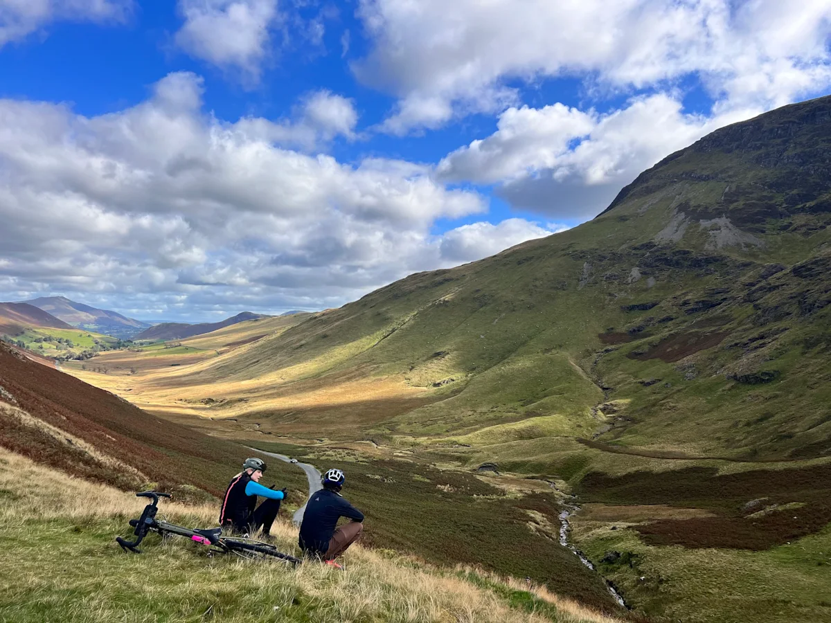 Cycling-Without-Data-Scotland-Wilderness-Galleries-hannah-people-break