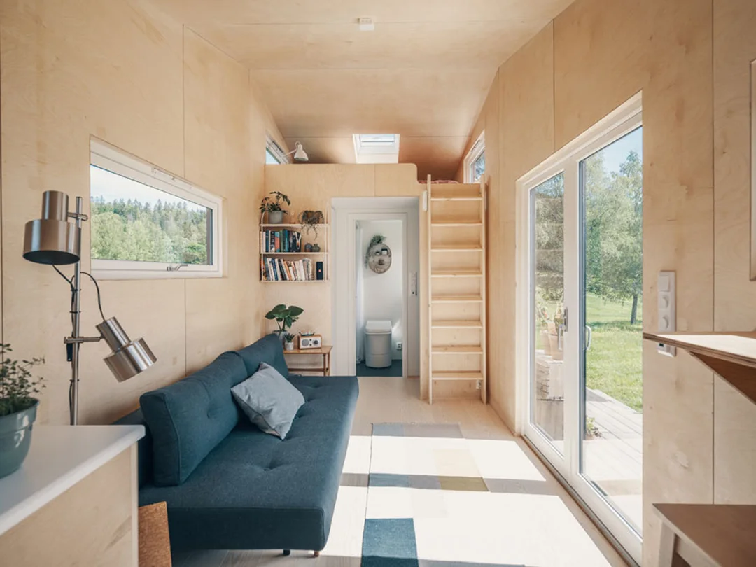tind-prefab-cabin-norway-norske-mikrohus-interior-2