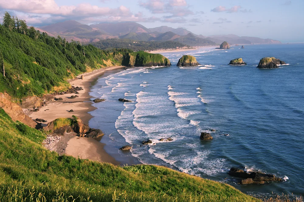 17 Best Cannon Beach Vacation Rentals & Manzanita Airbnbs