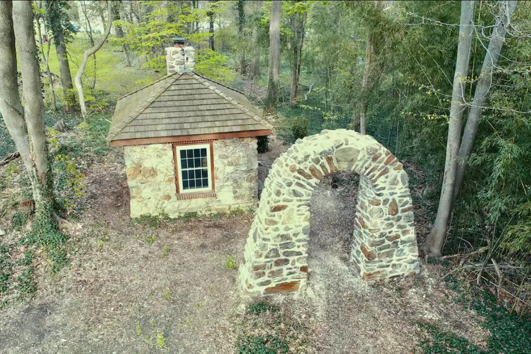 wolf-shack-gap-pennsylvania