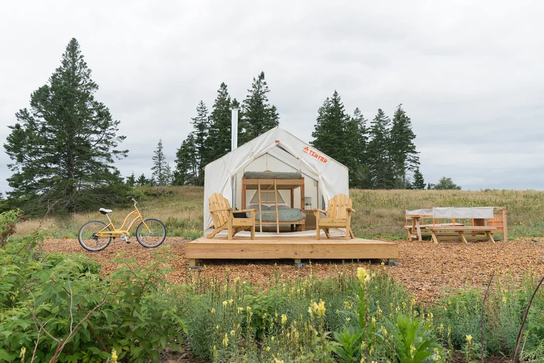 new-england-cabins-tentrr-turner-farmer-bike