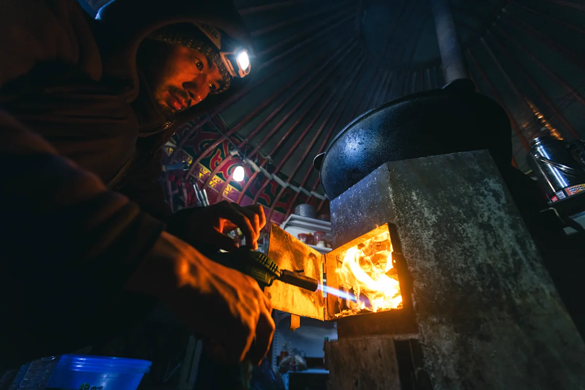 joey-sackett-kyrgyzstan-ski-guide-yurt