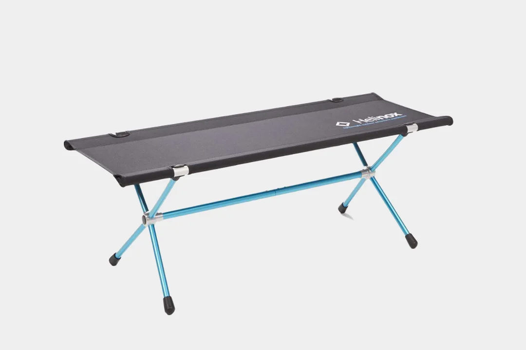 fire-pit-chairs-bench-one-helinox