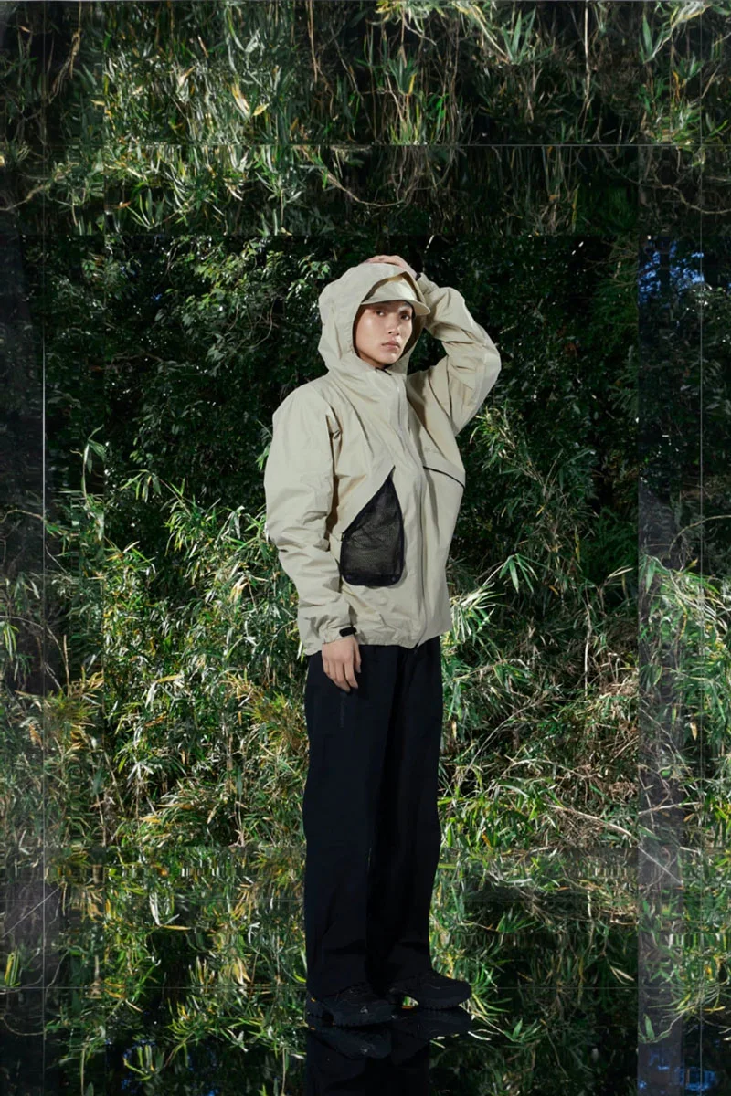 techwear-goldwin-pertex-shield-air