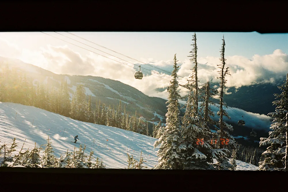 5 Snow Photography Tips for Film Photographers, According to the Pros