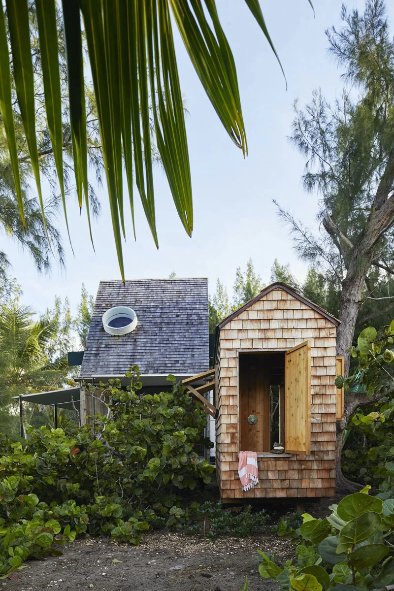 outdoor-showers-vacation-rentals-brillhut