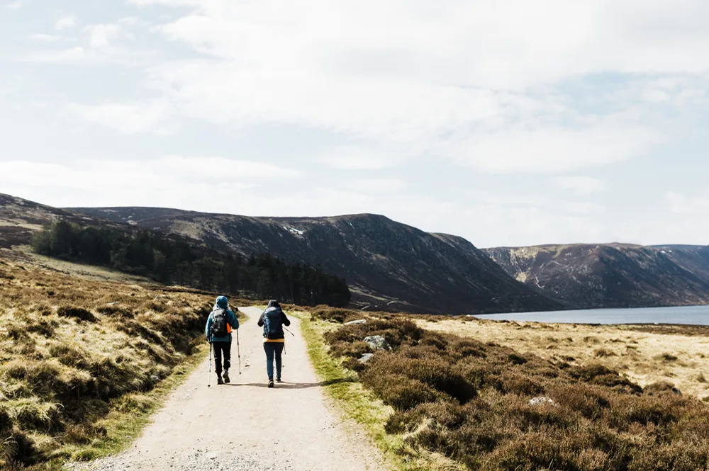 karthika-gupta-cairngorms-guide-lochnagar-hike