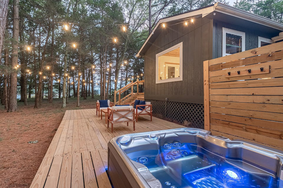 The 10 Best Rental Cabins In Arkansas For Outdoor Trips | Field Mag