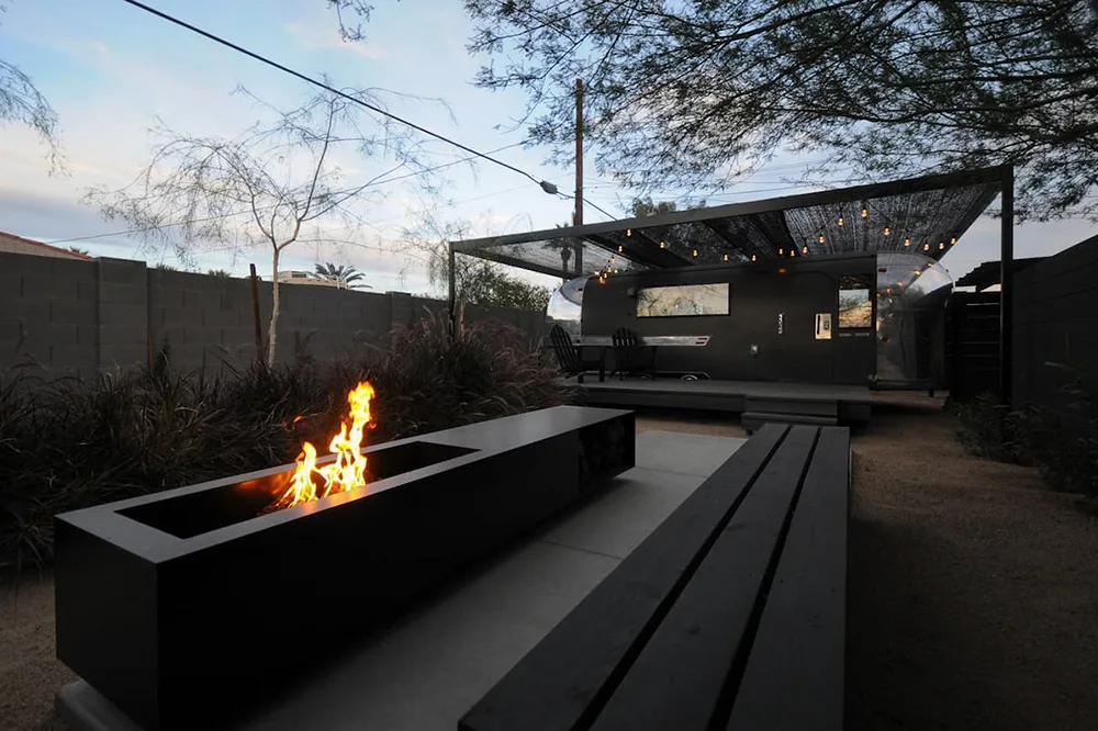 Airstream-Rentals-uber-mod-exterior
