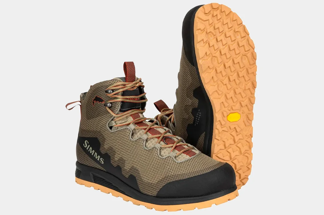 fly-fishing-gear-simms-flyweight-access-wading-boots