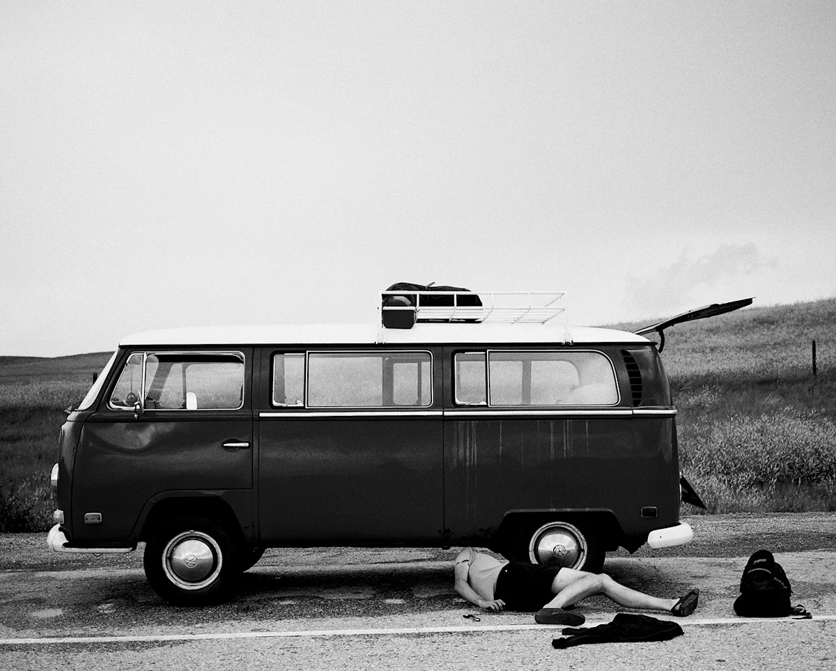 Adam-Naples-Bus-Roadtrip-10