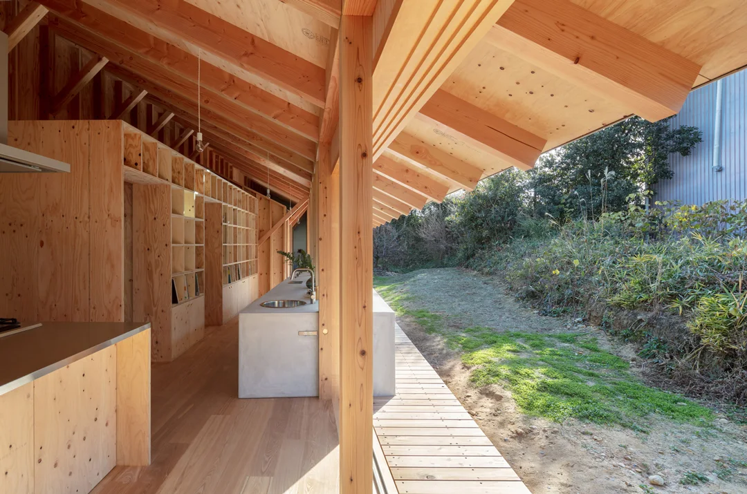 inoki-ye-house-japan-OFEA-site-cubbies