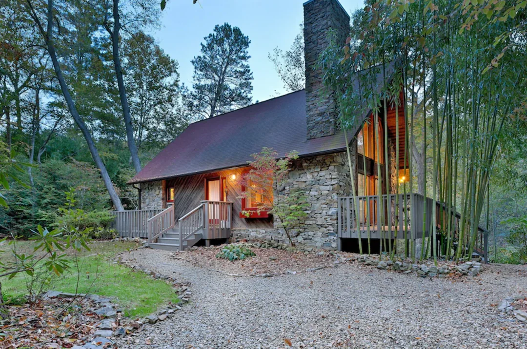 asheville-north-carolina-cabins-asheville-river-rock-cabin-2