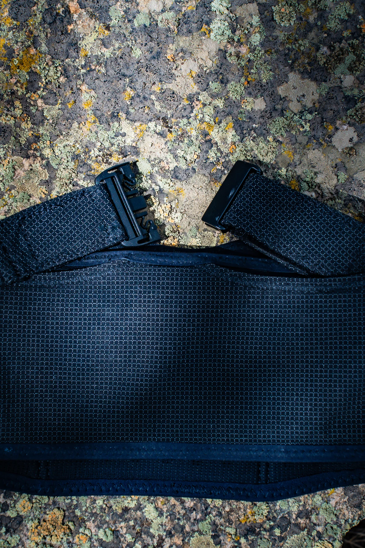 hailey-moore-raide-lf-2l-belt-review-clip-close-up-vert