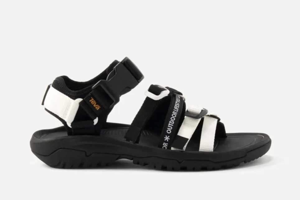 Snow Peak & Teva Release Hurricane XLT 2 Alp Collaboration