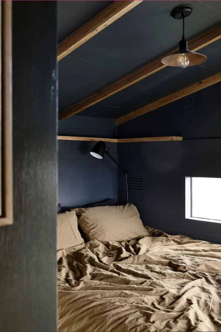 brook-tiny-house-australia-small-bedroom