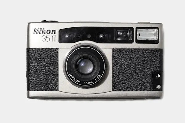 Nikon 35Ti-thumbnail