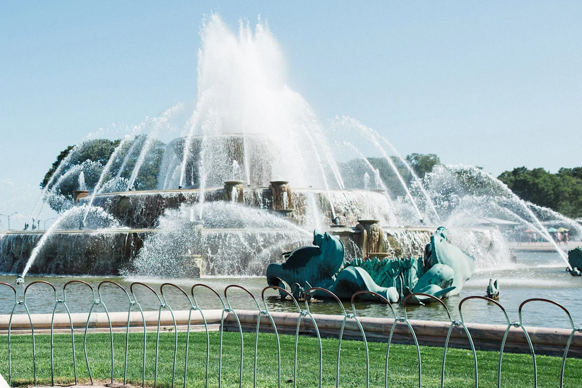 gupta-chicago-outerbelt-guide-fountain