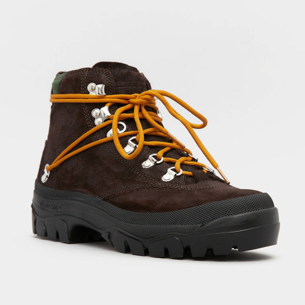 10 Best Vintage Hiking Boots Made for Modern Adventure | Field Mag