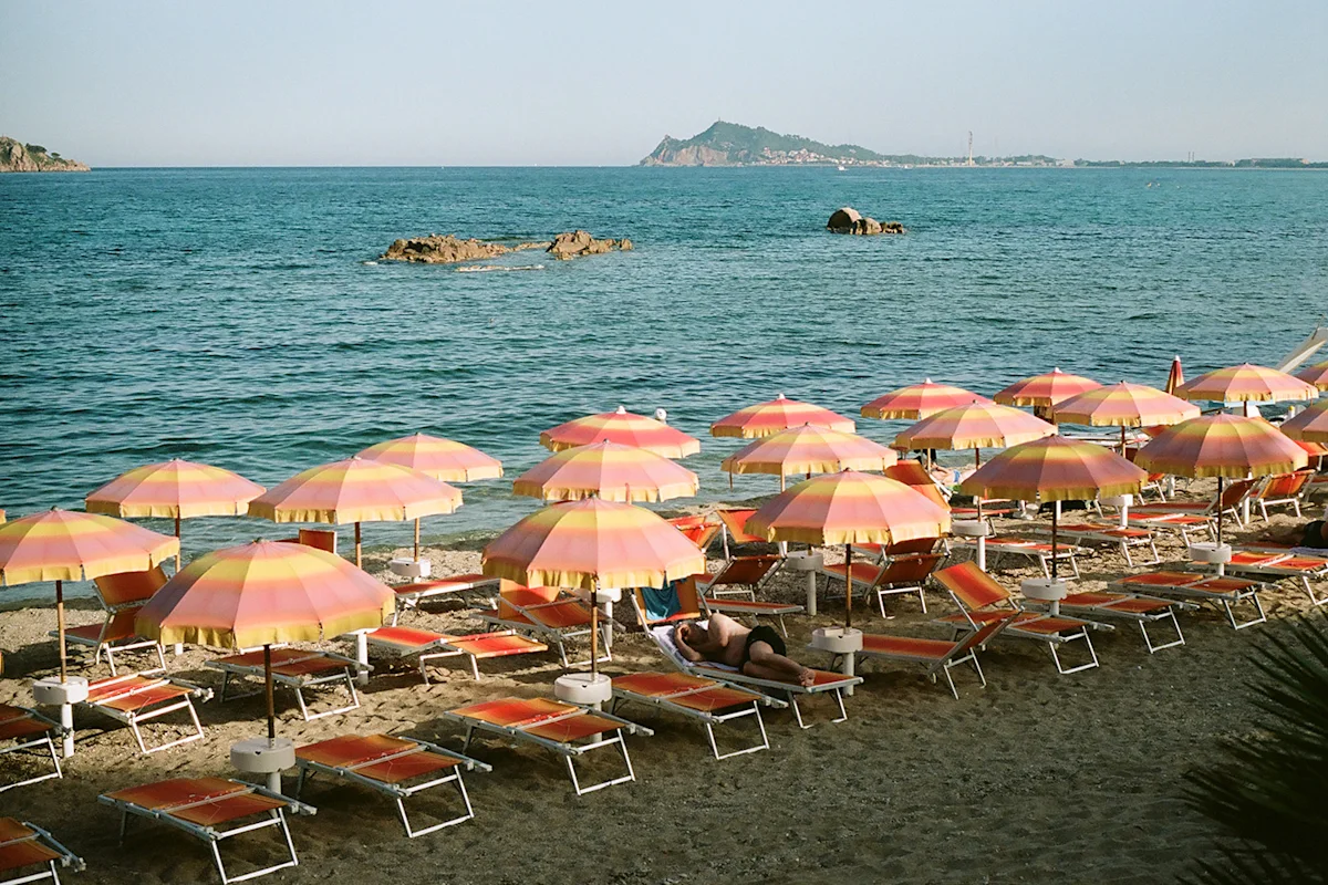 Mcinnis-Sardinia-Guide-FieldMag-2