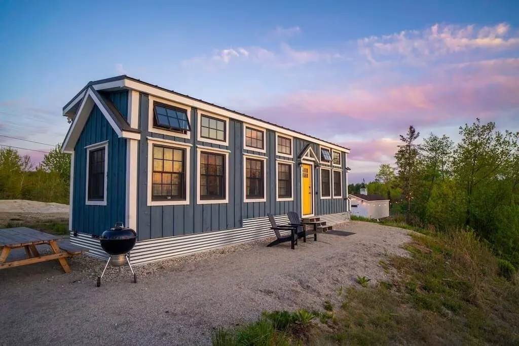 maine-cabins-tiny-house