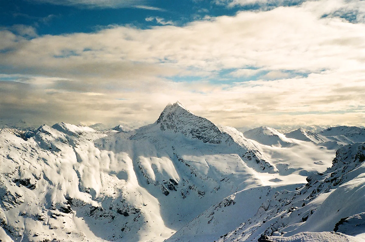 Waring-Ski-Tour-NZ-Fieldmag-3wide