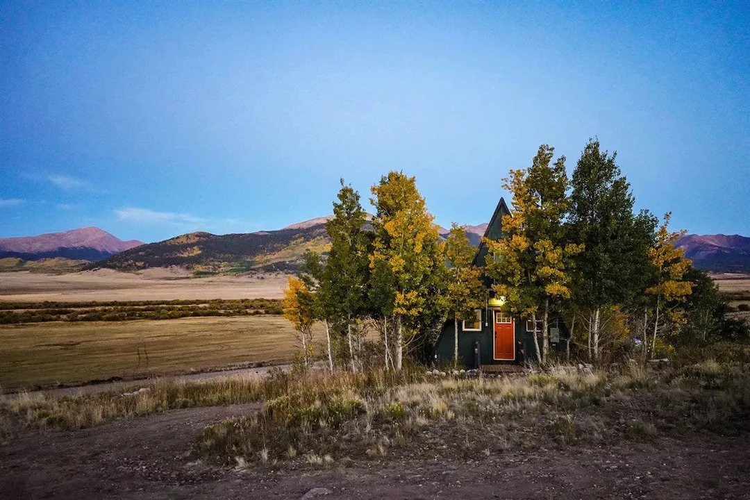 panoramic-view-cabin-jefferson-colorado-exterior