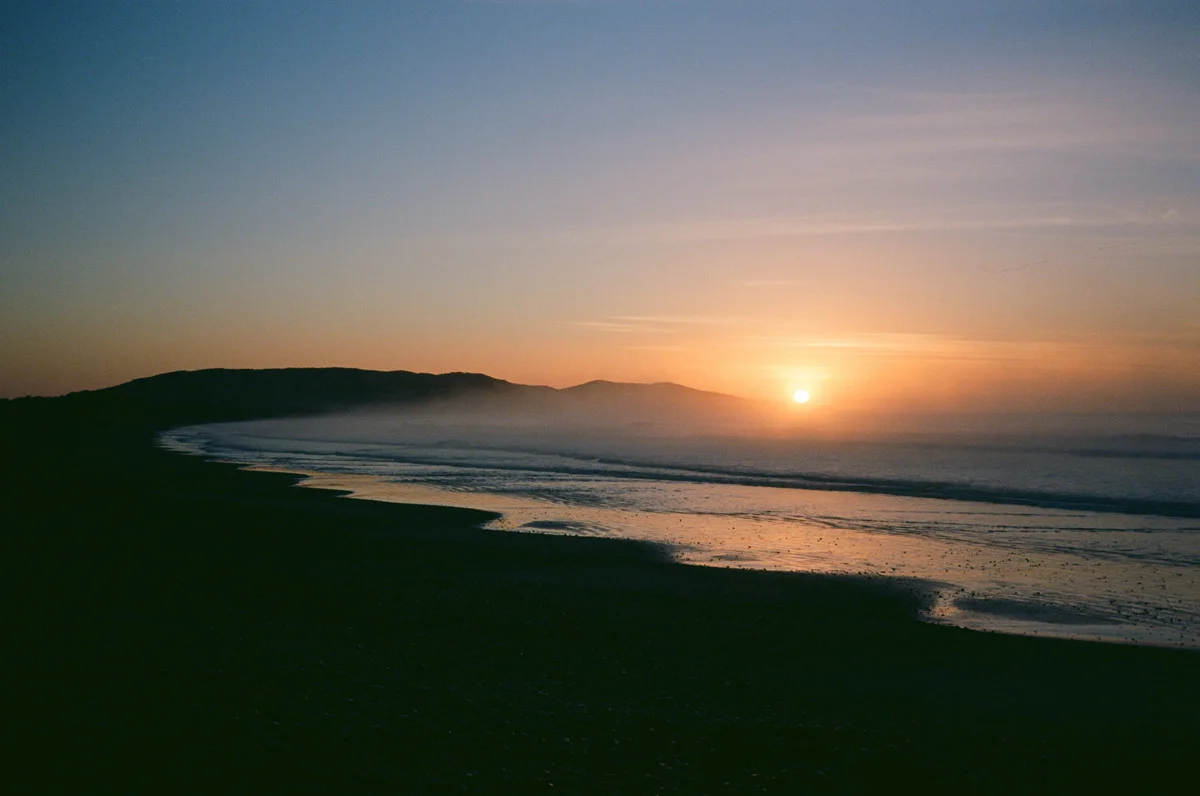 tom-powell-last-summer-new-zealand-sunset