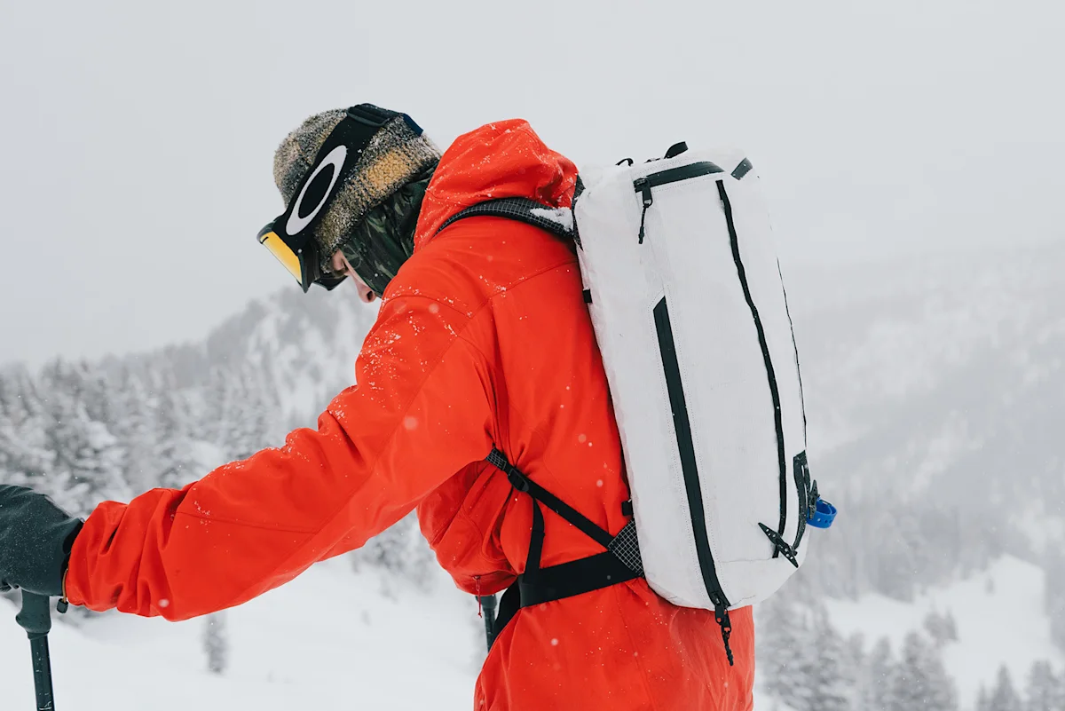 Palante-Snow-Pack-SIde-Zip-Danielle-Vilaplana