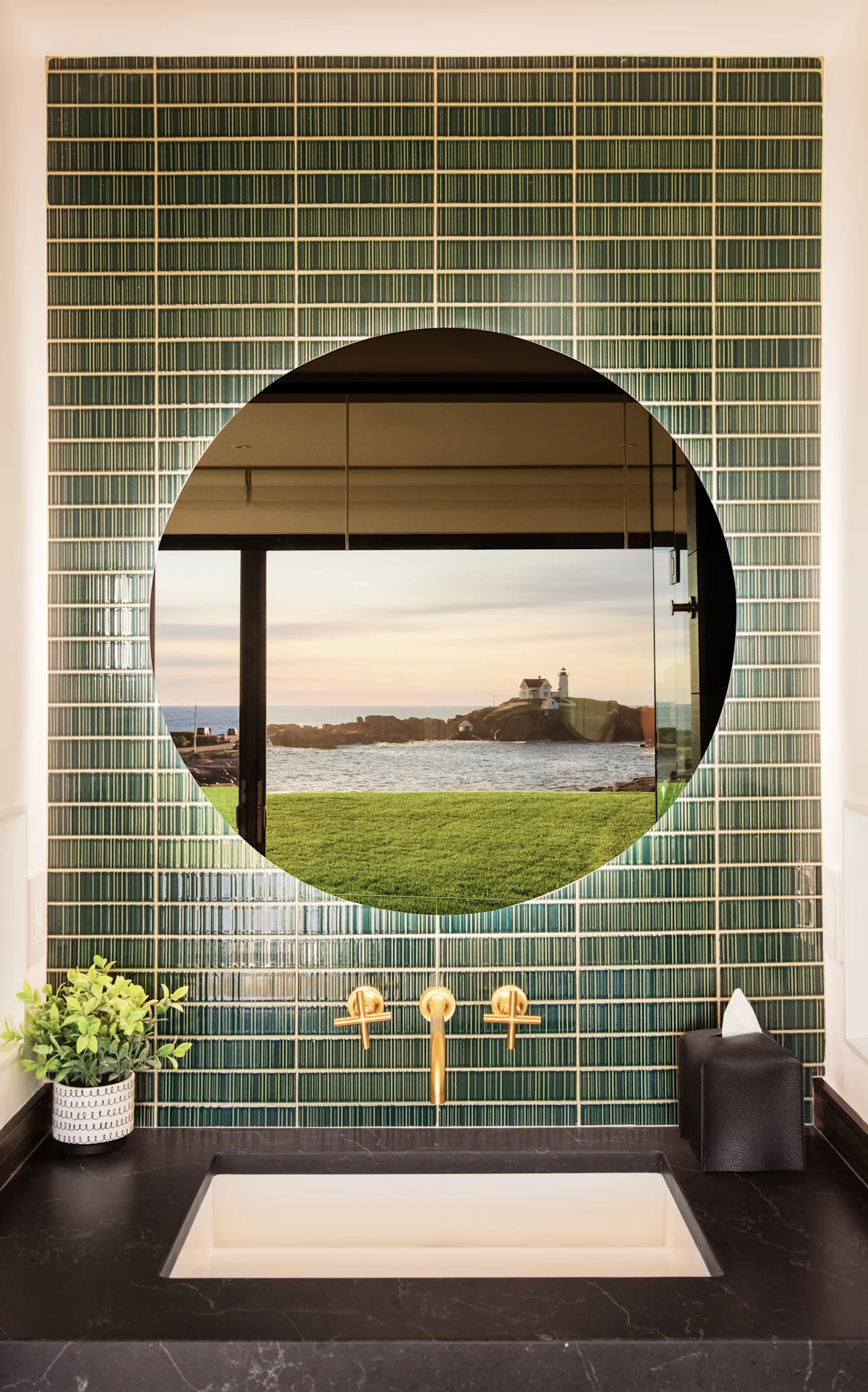 shoreside-cabanas-hotel-review-bathroom
