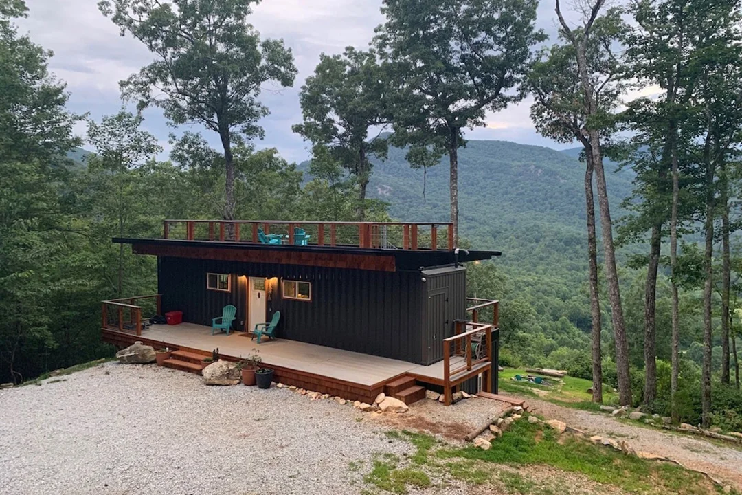 North-Carolina-Nantahala-App-Container-Cabin-1