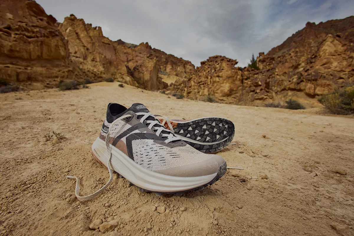 keen-trail-runners-seek-roam-desert-product-shot