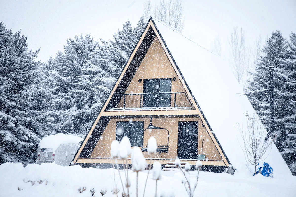 utah-cabins-huntsville-cider-house-exterior