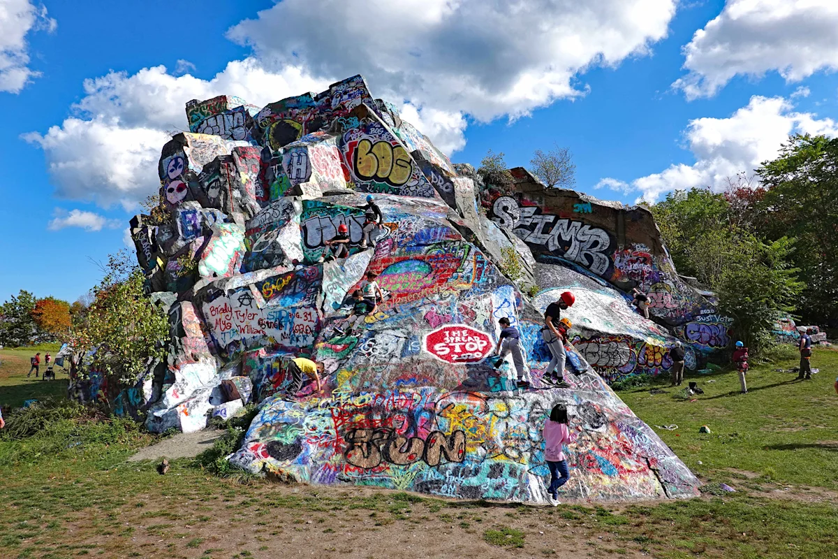 quincy-quarries-boston-climbing-joe-crag