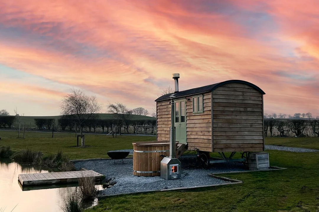 shepherds-hut-bangor-northern-ireland
