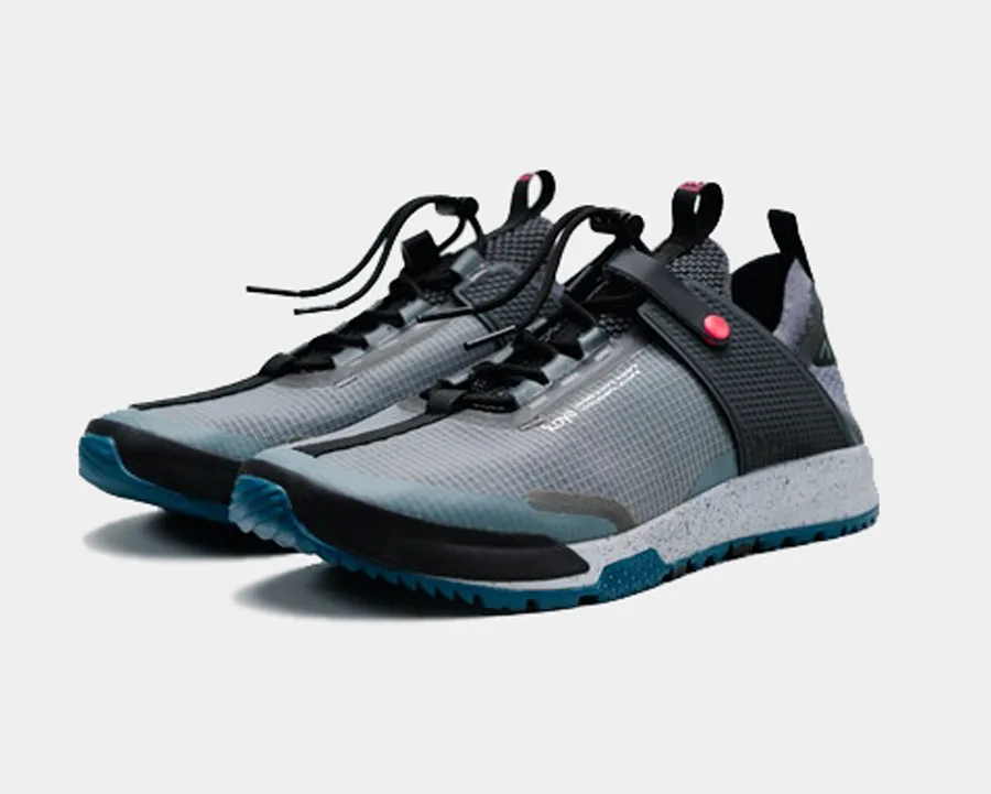 Koya-Rove-Collapsible-Running-Shoe-4