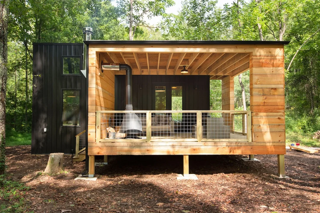 North-Carolina-Shope-Happy-Little-Cabin-1
