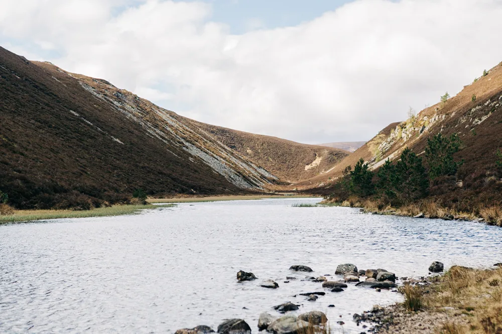 karthika-gupta-cairngorms-guide-lochan-devil-s-punchbowl-hike