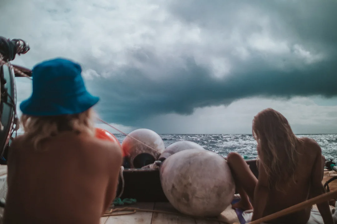 women-and-the-wind-weltzien-heilmann-jireh-storm-cloud