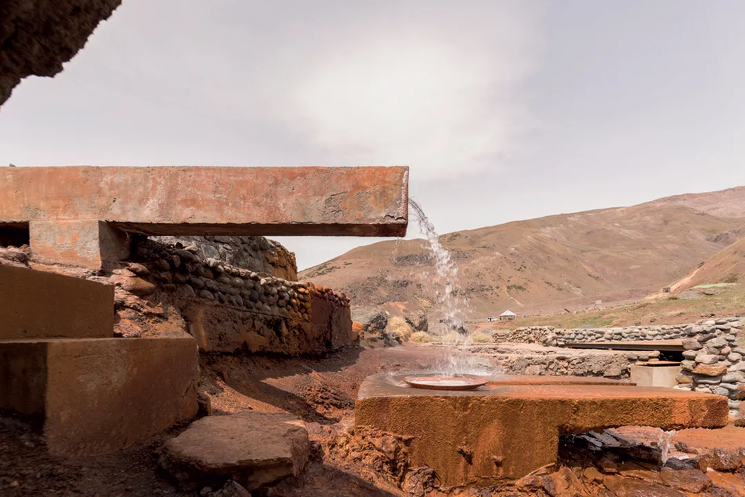 san-pedro-hot-springs-chile-fountains